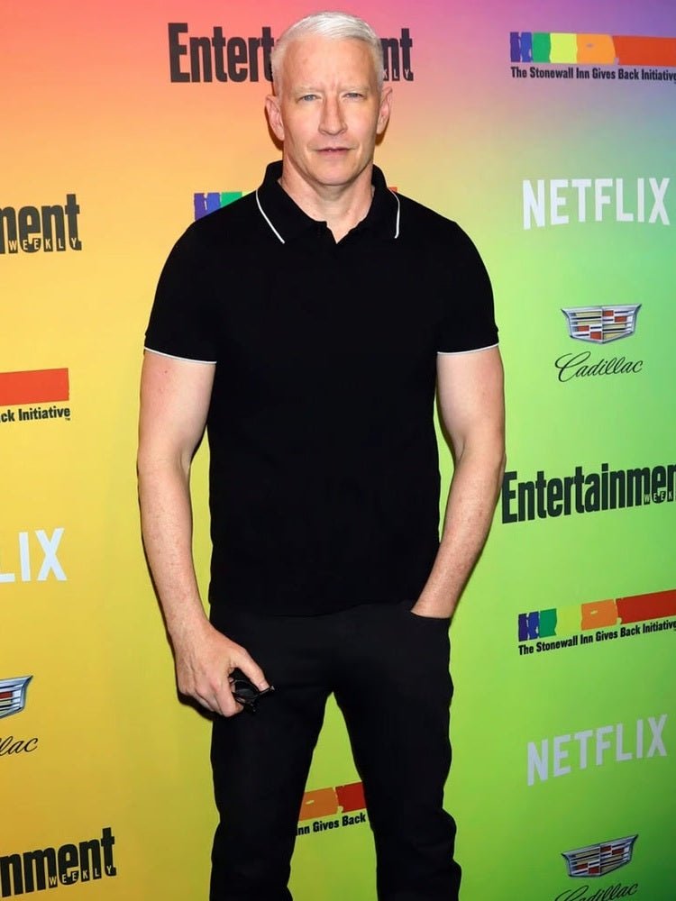 Anderson Cooper 8.5 x 11 Candid Color Photograph Art Print Photo Picture Collectibles:Photographic Images:Photographs Style Your Walls